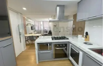 Apartamento com 3 dormitorios no centro de florianopolis