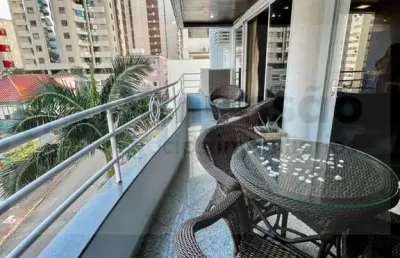 Apartamento finamente mobiliado com 4 dormitórios e 151m² privativos em excelent