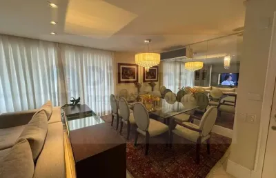 Espetacular apartamento à venda no centro de floripa