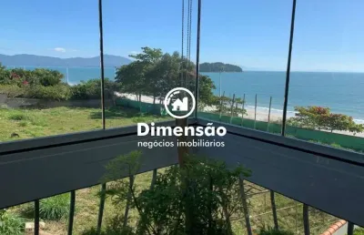Lindo apartamento 2 dormitórios com pé na areia e vista mar em canasvieiras