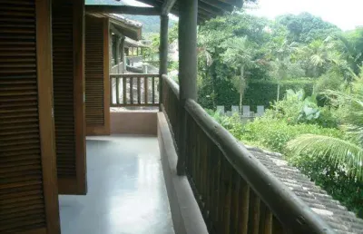 Casa com 4 suites e piscina na praia barra do una em são sebastião