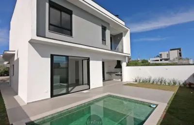 Casa nova com 3 suites e piscina no mosaico essence