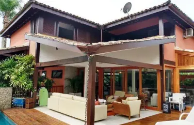 Casa em condomínio fechado com 4 quartos à venda na Barra do Una, São Sebastião 