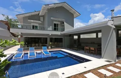 Casa com 6 suites e piscina na riviera de são lourenço
