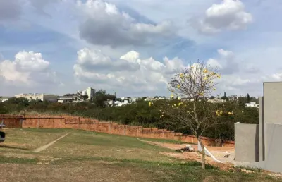Terreno à venda no condomínio terras de mont serrat - salto/sp