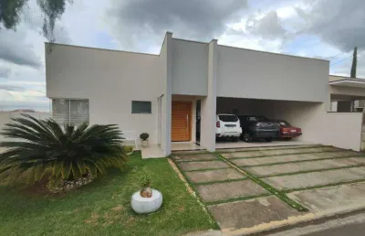 Casa à venda no condomínio lagos d'icaraí - salto/sp