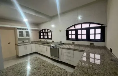 Sobrado com 3 dormitórios para alugar, 323 m² por r$ 8.000/mês