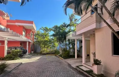 Casa em condomínio fechado com 3 quartos à venda no Centro, Porto Seguro 