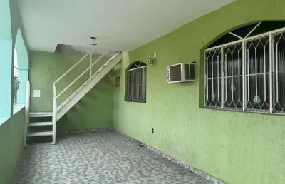 Casa para venda em rio de janeiro, campo grande, 3 dormitórios, 1 suíte, 4 banheiros, 3 vagas