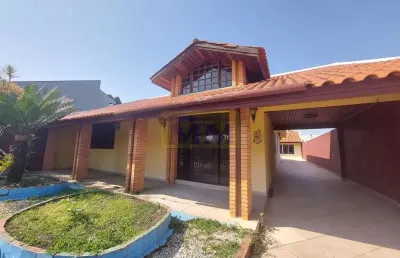Casa com 3 suítes próximo ao hospital vita no bairro alto em curitiba/pr