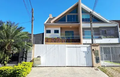 Sobrado espaçoso e moderno no pineville: seu novo lar espera por você!