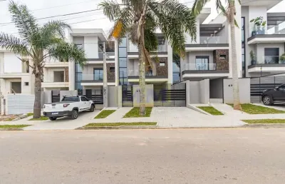 Triplex dos sonhos: 4 suítes em pinhais com vista deslumbrante!