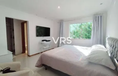 Casa com 4 dormitórios à venda, 223 m² por r$ 1.400.000,00 - albuquerque - teresópolis/rj