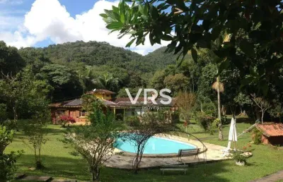 Casa com 7 dormitórios à venda, 270 m² por r$ 1.200.000,00 - albuquerque - teresópolis/rj