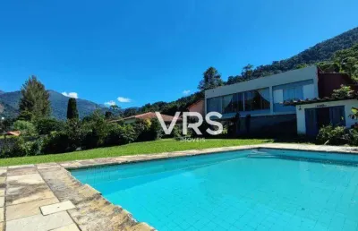 Casa com 3 dormitórios à venda, 161 m² por r$ 1.200.000,00 - carlos guinle - teresópolis/rj