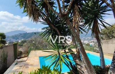 Casa com 6 dormitórios à venda, 423 m² por r$ 1.800.000,00 - iucas - teresópolis/rj