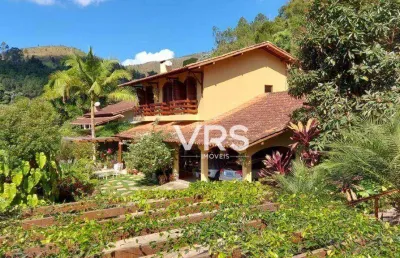 Casa com 5 dormitórios à venda, 271 m² por r$ 950.000,00 - albuquerque - teresópolis/rj
