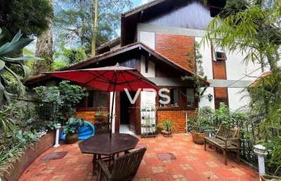 Casa com 4 dormitórios à venda, 155 m² por r$ 1.100.000,00 - granja guarani - teresópolis/rj