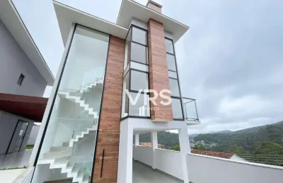 Casa com 4 dormitórios à venda, 160 m² por r$ 1.680.000,00 - tijuca - teresópolis/rj