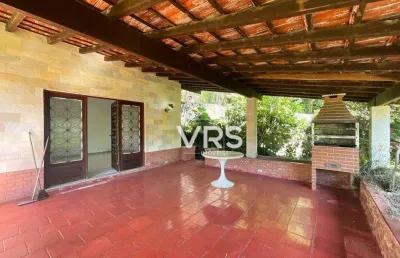 Casa com 2 dormitórios, 143 m² - venda por r$ 550.000,00 ou aluguel por r$ 2.755,57/mês - alto - teresópolis/rj