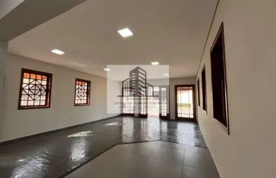 Sala comercial de alto padrão na praia do sonho, itanhaém-sp: 4 salas, 4 banheiros, 354m² - venda ou locação!