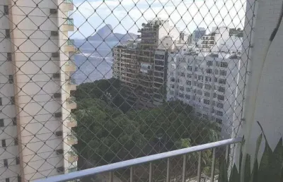 Apartamento a venda no ingá, sol da manhã com 2 quartos.
