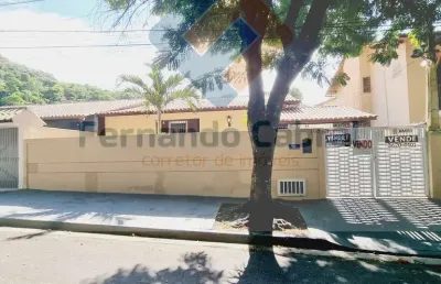 Residência de luxo à venda em piratininga, niterói-rj: 3 quartos, 1 suíte, 4 vagas de garagem, 170 m².