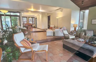 Casa em condomínio de luxo com 5 quartos e 4 suítes à venda em badu, niterói-rj - imperdível!