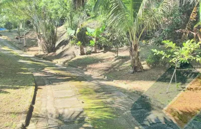 Imperdível casa de 4 quartos em itaipu, niterói-rj: 1 suíte, 1 sala, 2 banheiros, 4 vagas na garagem e 220m² de área!
