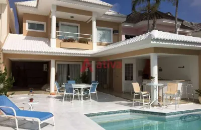 Casa tríplex com 5 suítes a venda no condomínio interlagos de itaúna