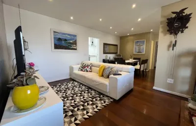 Apartamento impecável com 150 metros, 04 suítes e 03 vagas.