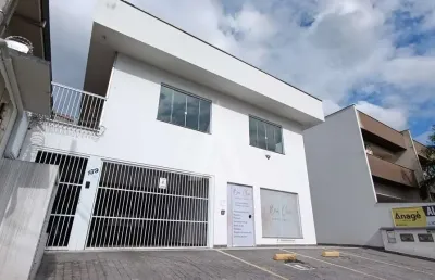 Sala para alugar, 68.54 m2 por r$2500.00  - santo antonio - joinville/sc