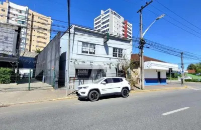 Casa residencial com 2 quartos  para alugar, 87.00 m2 por r$1890.00  - centro - joinville/sc