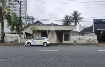 Casa comercial para alugar, 267.65 m2 por r$7500.00  - anita garibaldi - joinville/sc