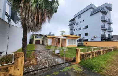 Terreno para alugar, 619.75 m2 por r$6000.00  - america - joinville/sc