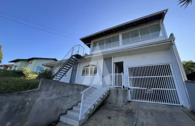 Casa residencial com 2 quartos  para alugar, 107.00 m2 por r$2400.00  - petropolis - joinville/sc