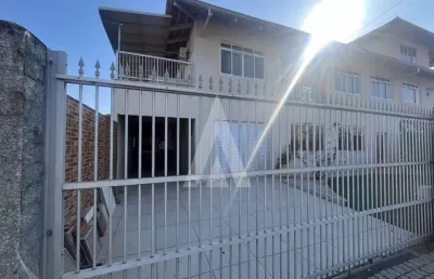 Casa residencial com 3 quartos  para alugar, 184.80 m2 por r$3500.00  - floresta - joinville/sc