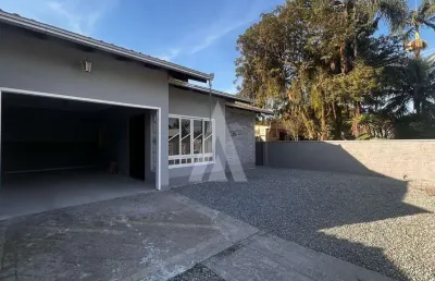 Casa residencial com 3 quartos  para alugar, 121.10 m2 por r$3600.00  - jarivatuba - joinville/sc