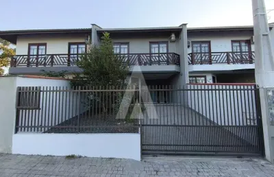 Casa residencial com 3 quartos  para alugar, 118.59 m2 por r$2900.00  - floresta - joinville/sc