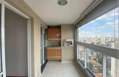 Apartamento de 2 dormitórios, sendo 1 suite, salas, varanda gourmet, 2 vagas, andar alto.