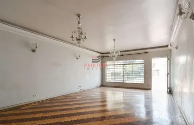 Sobrado à venda no bairro de mirandópolis com área gourmet e perto do metrô.