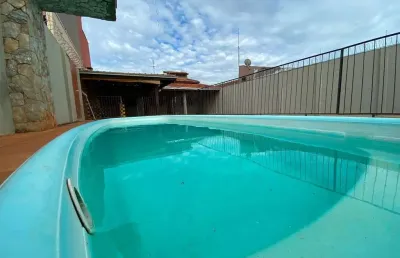 Casa com 3 dormitórios à venda, 180 m² por r$ 590.000,00 - derby clube - barretos/sp