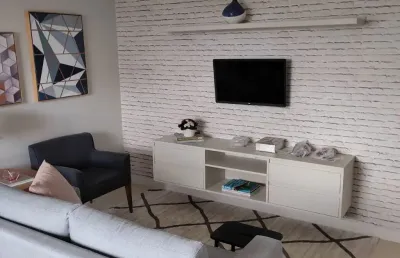 Lindo apartamento mobiliado em um lugar tranquilo da cidade.