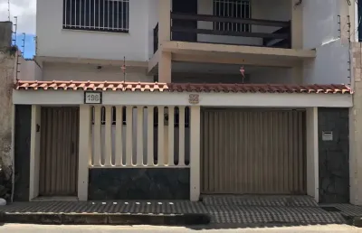 Casa com 3 quartos à venda na Rua Olavo Bilac, 198, Centro, Vitória da Conquista
