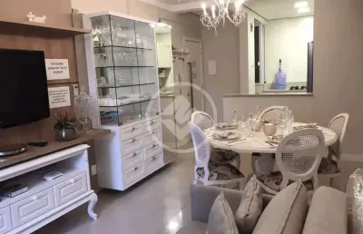 Lindo apartamento todo reformado porteira fechada 2 dormitórios no centro. codigo: 41398