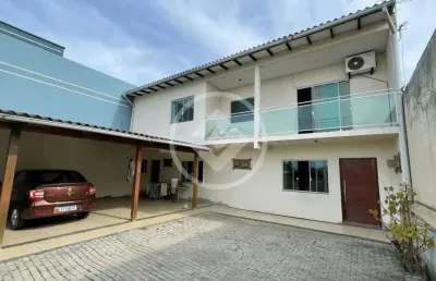 Casa a venda com 3 quartos, terreno amplo localizado no bairro rio caveiras em biguaçu-sc codigo: 42531