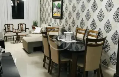 Apartamento mobiliado com 2 quartos e terraço no centro de florianópolis codigo: 45851