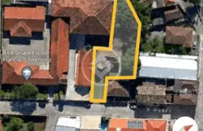 Terreno localizado no coração do centro histórico de são josé codigo: 47926