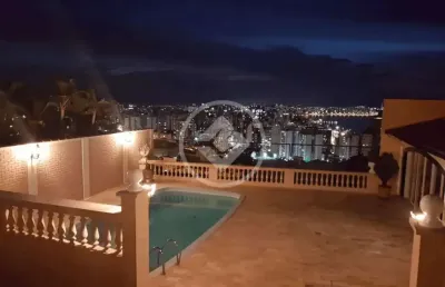 Casa com 3 quartos à venda na Avenida do Antão, 168, Centro, Florianópolis