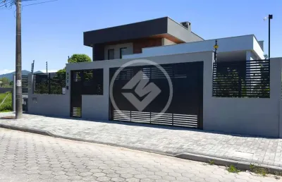 Linda casa nova a 500 metros da praia codigo: 70366